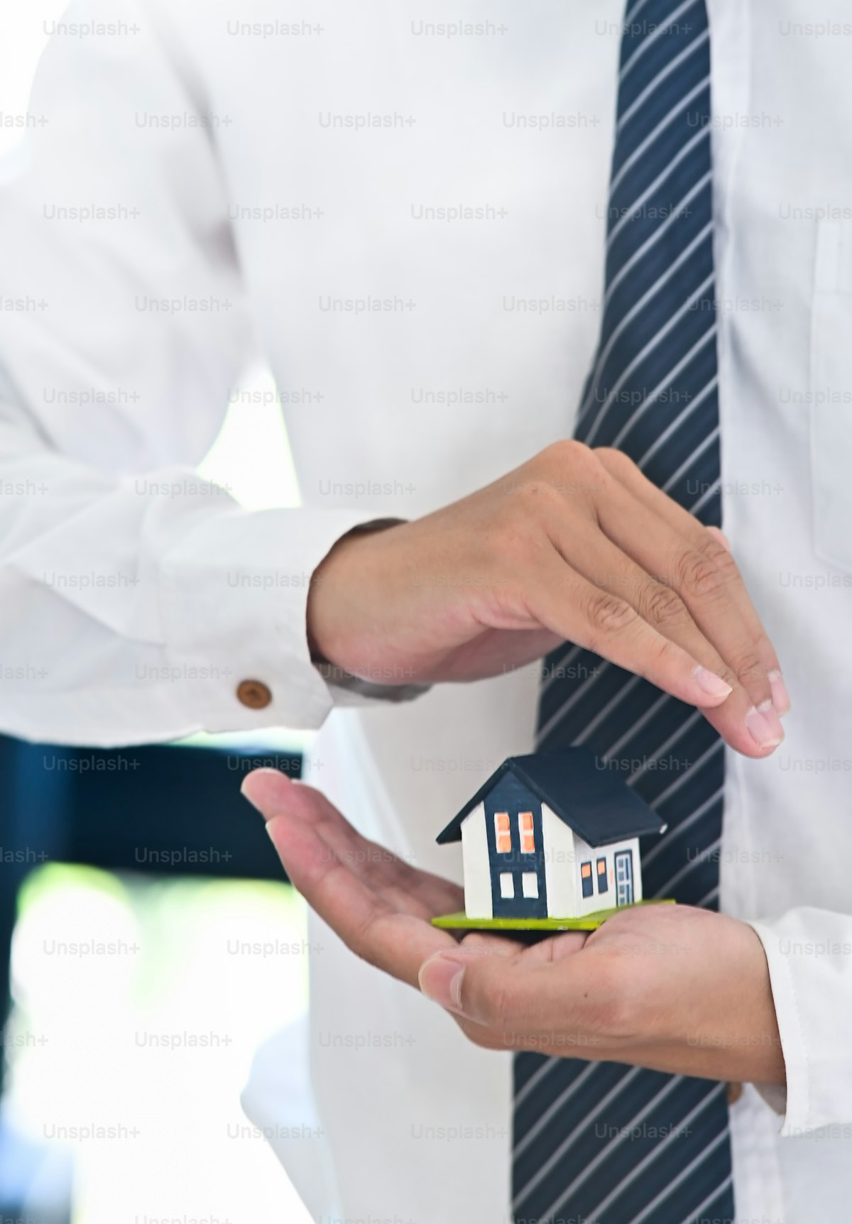 Does Homeowners Insurance Cover Roof Cleaning?